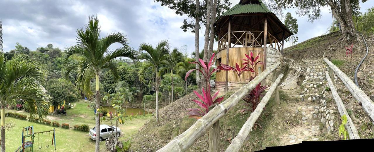 Ecohostal Palmares Del Rio Guachaca Exterior foto