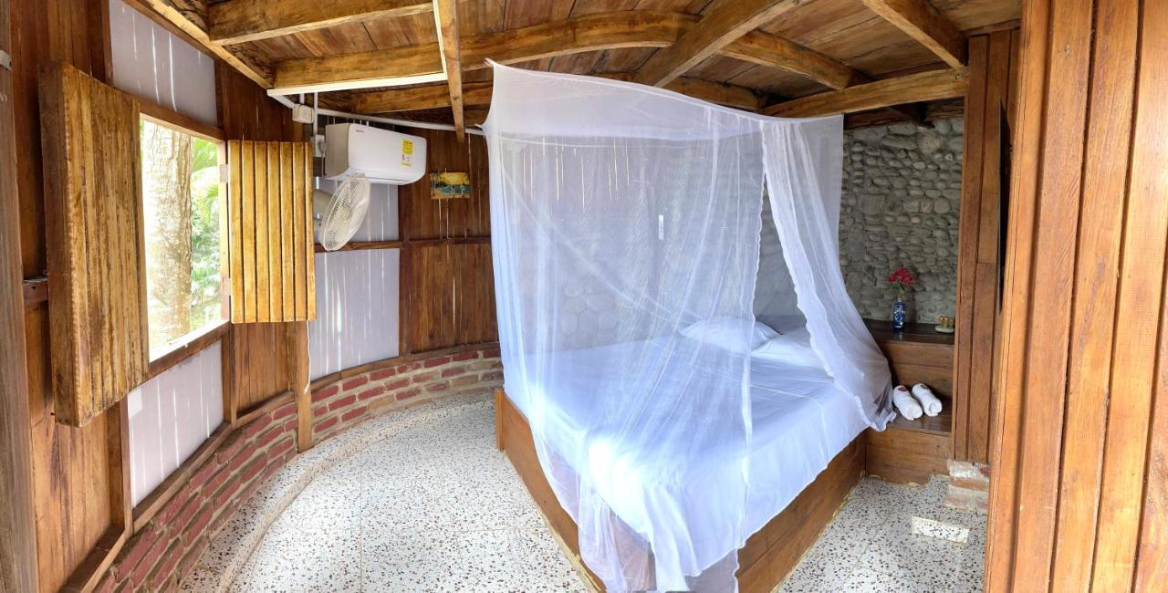 Ecohostal Palmares Del Rio Guachaca Exterior foto